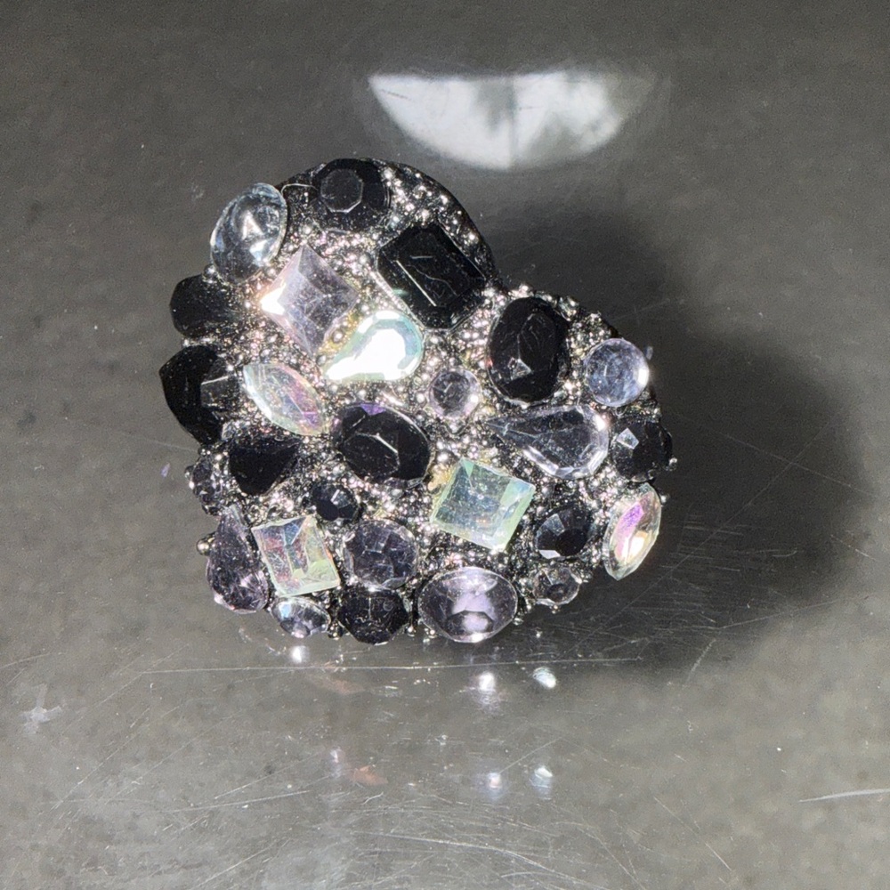 Chic Black and Silver Floral Ring